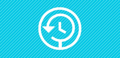 Icon of a stethoscope with clock hands and a counter-clockwise rotating arrow in white on a cyan background.
